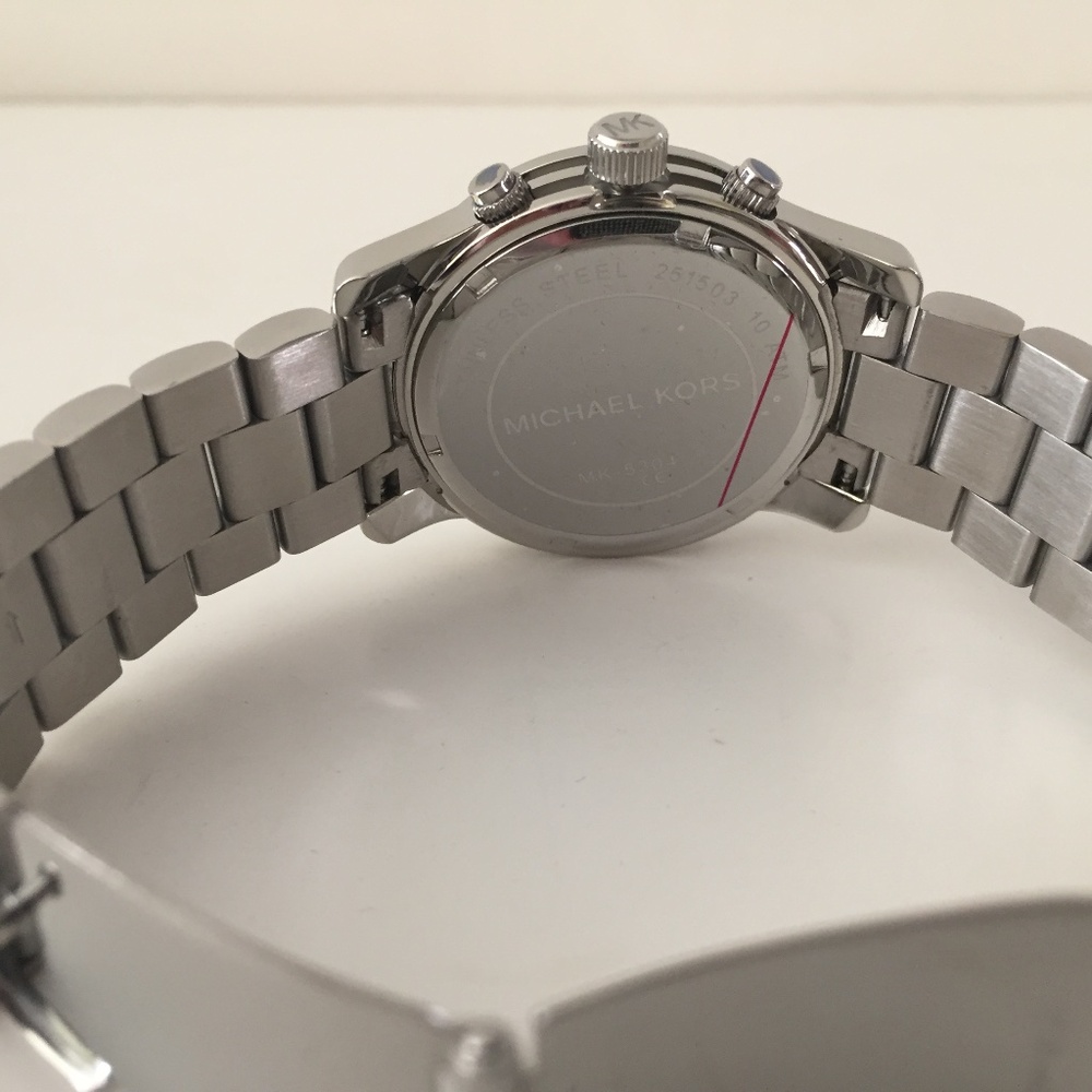 Michael Kors Classic Stainless Runway Chronograph Watch/MK5304/NEW IN BOX!!! - Picture 6 of 9